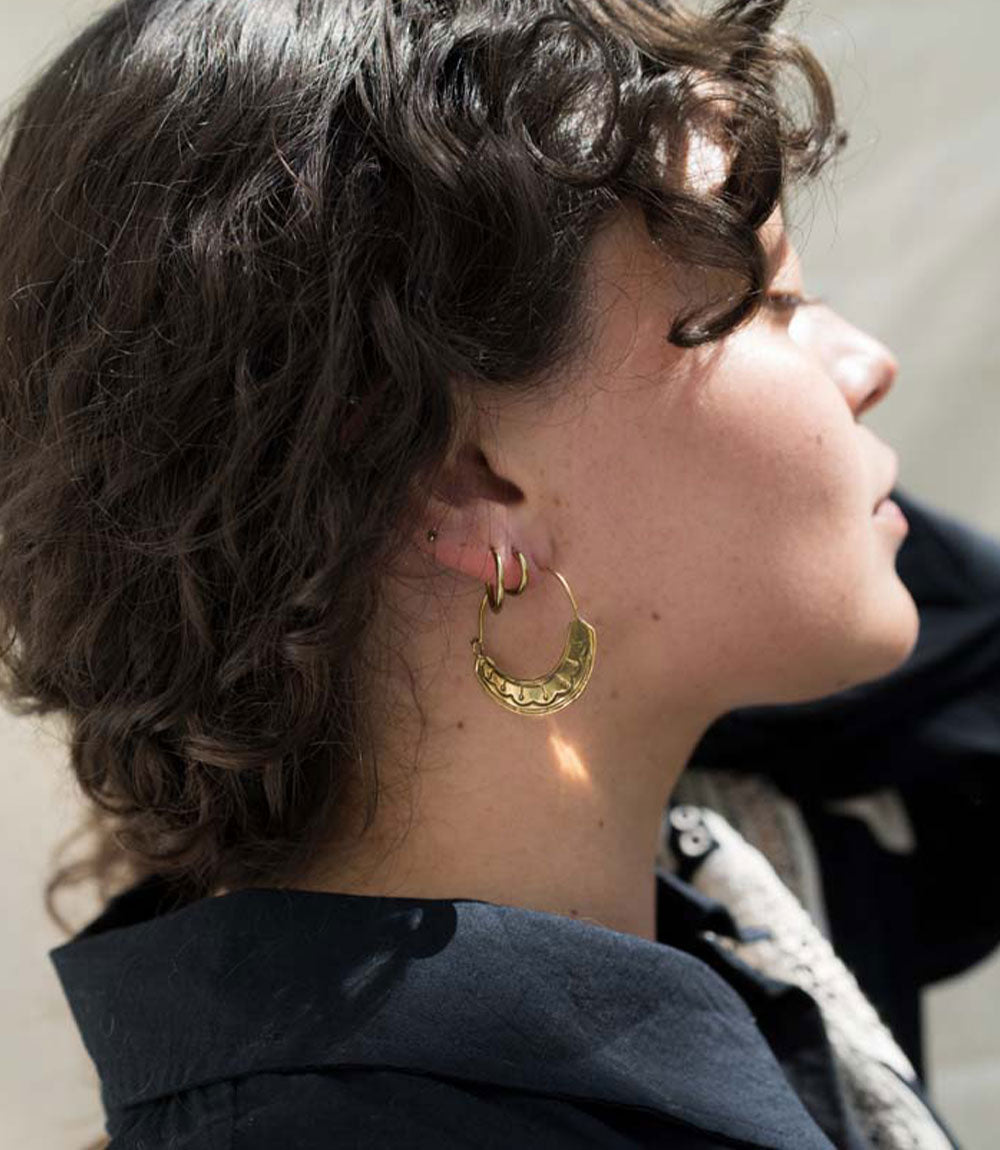 Yashi Embossed Hoop Earring