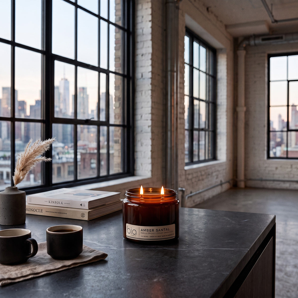 Amber Santal Soy Blend Candle - Amber, Sandalwood & Vanilla Orchid