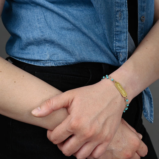 Follow Him Bracelet Gold