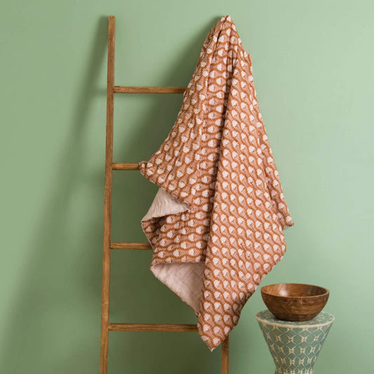 Tulip Cotton Handcrafted Throw