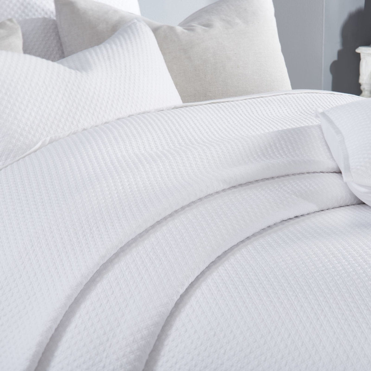 Velentina Diamond Quilted Sateen Coverlet