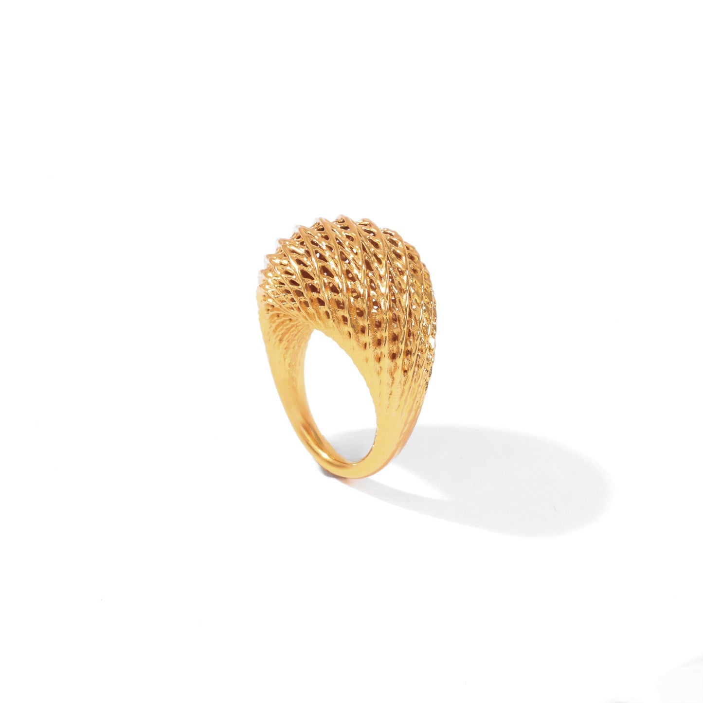 Flow Edgy Dome Ring