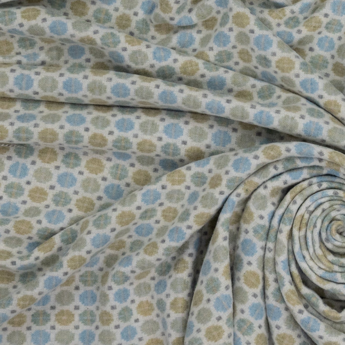Southampton Home Merino Wool Medallion - Sky