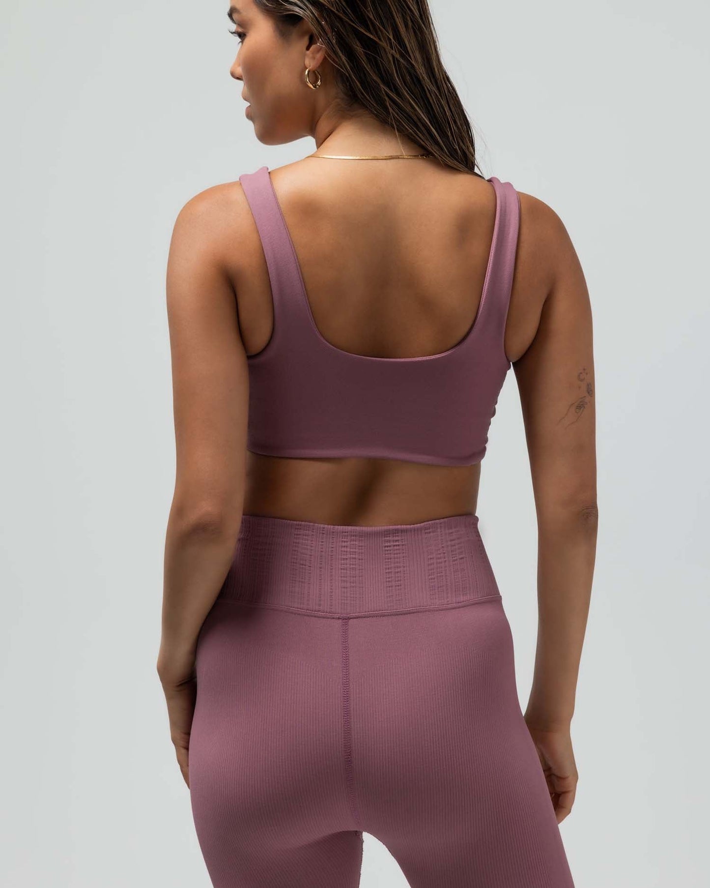 THE RIBBED LEGGING