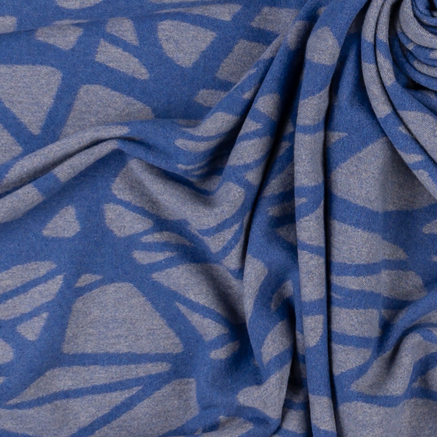 Southampton Home Monarch Merino Fleece Throw - Blue