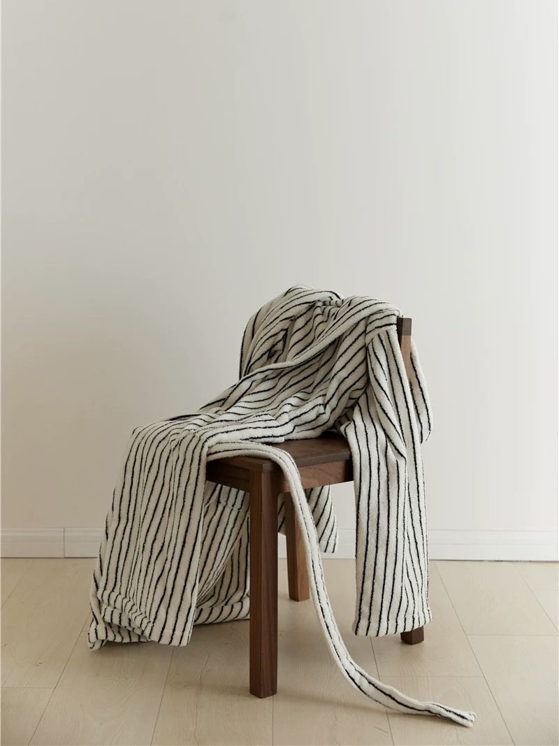 Scandi Retro 100% Long-stapled Cotton Stripe Hooded Bathrobe