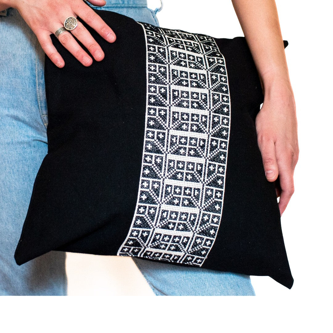 Carnation Pillow Cover - Black