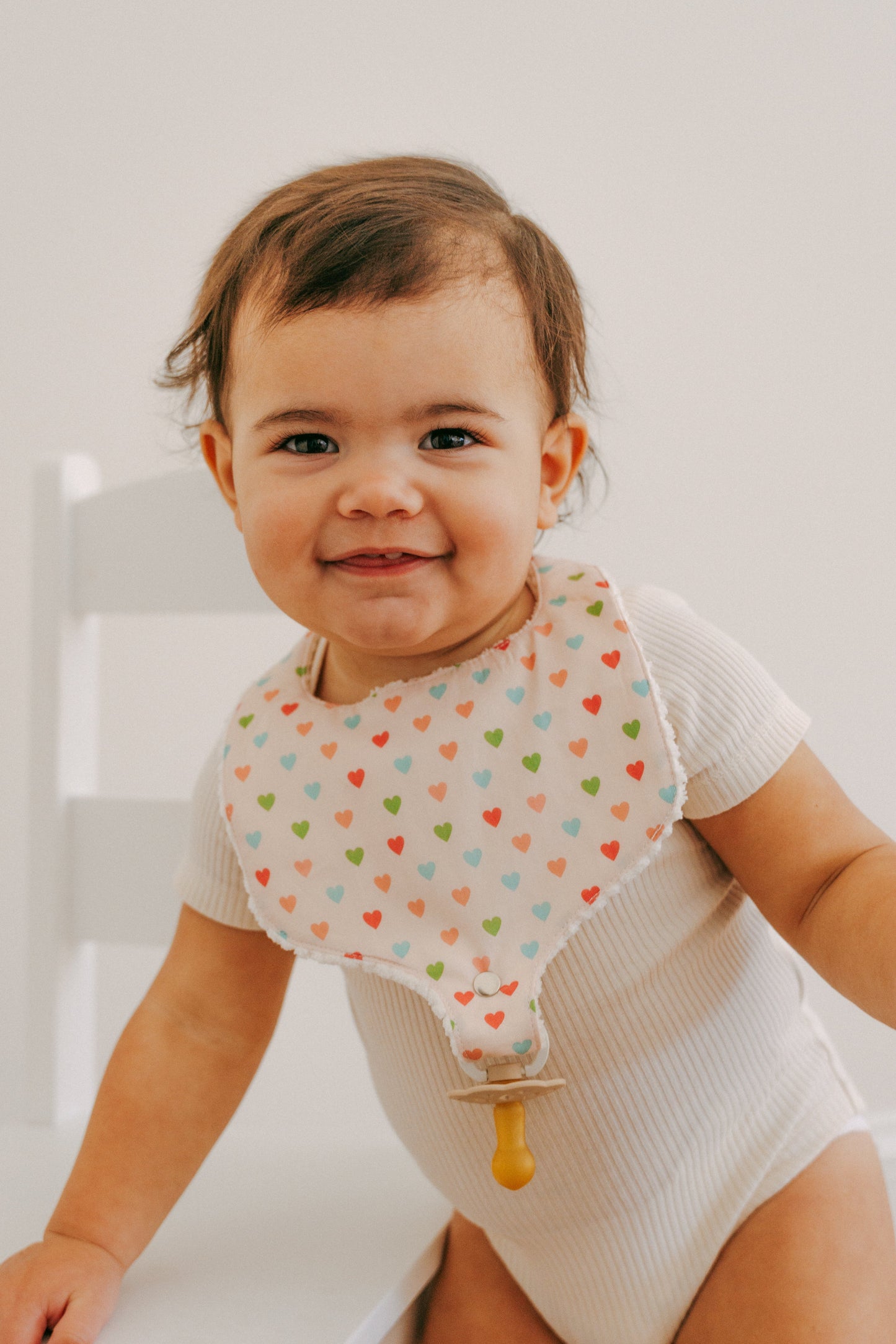 Soothe & Snap Pacifier Bib- Sweetheart Parade