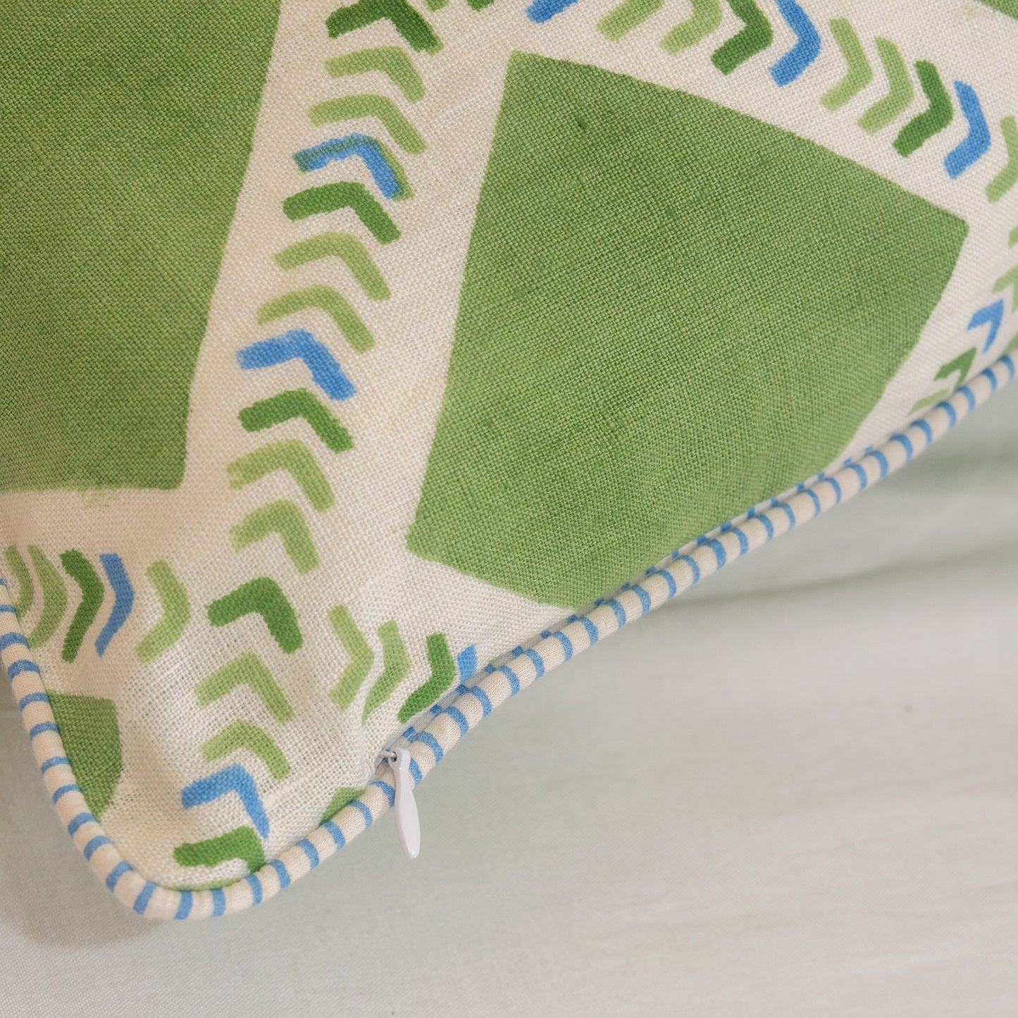 Mithya Linen Pillow Cover - Green
