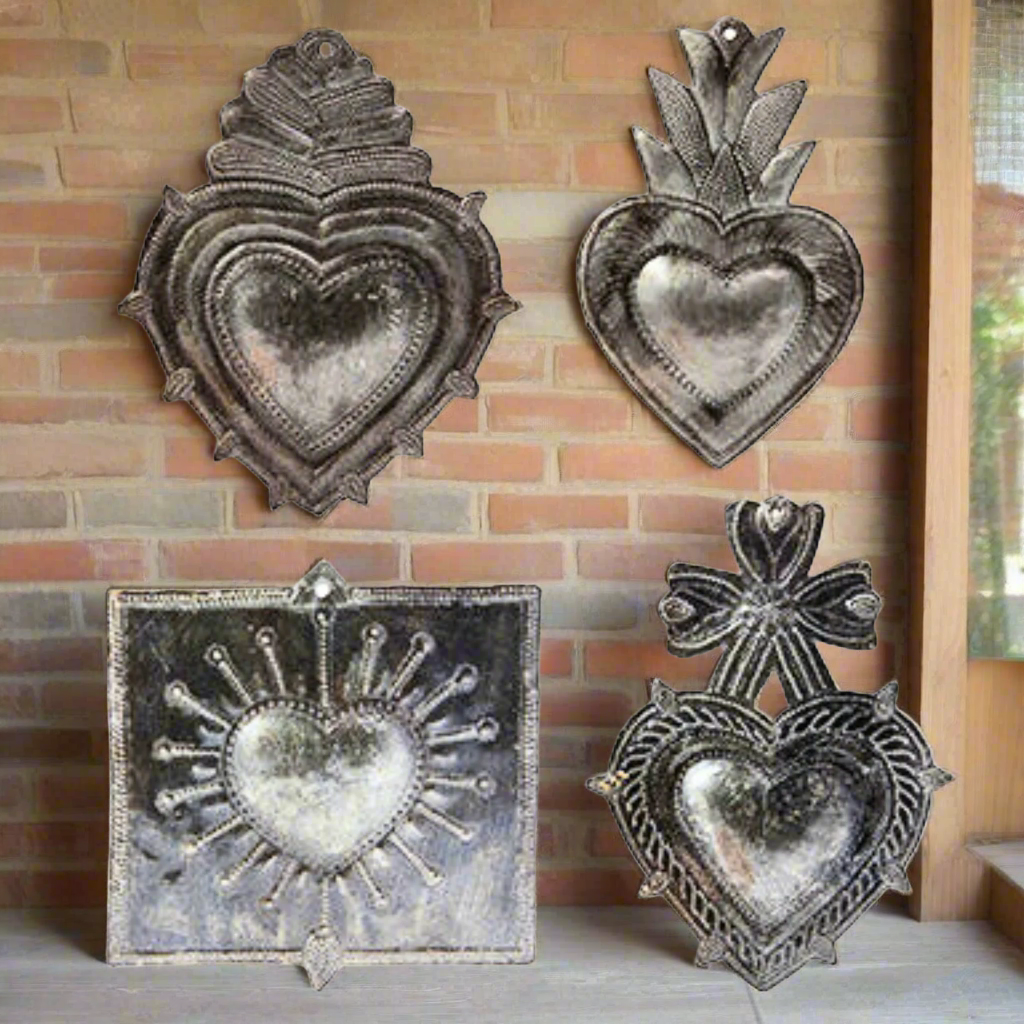 Small Hearts (Set of 4)
