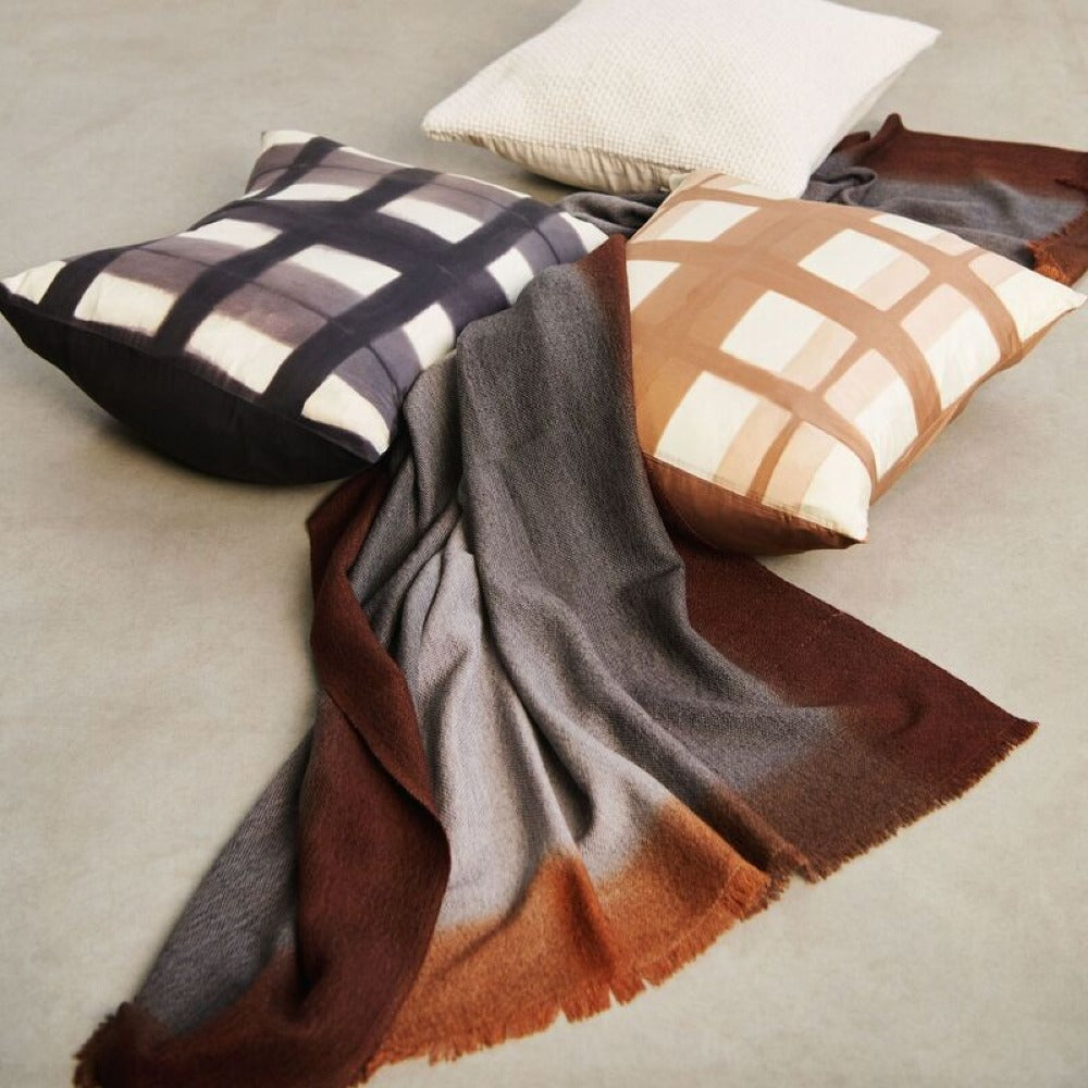 Handcrafted Shibori Print Mulberry Silk Pillow Cover