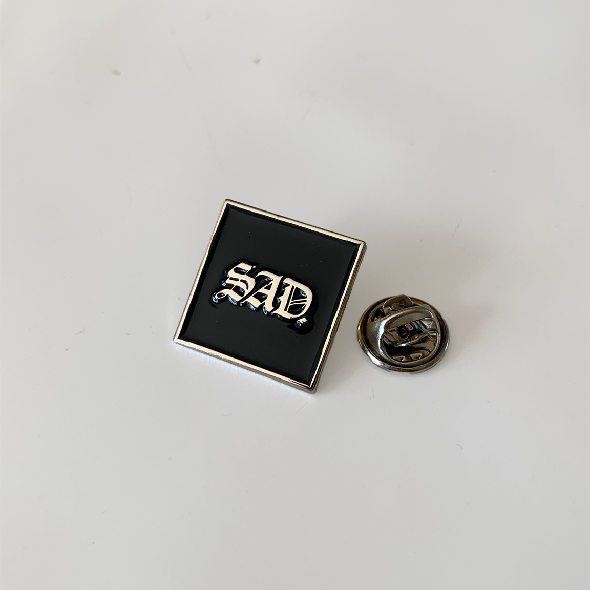Pin // Enamel