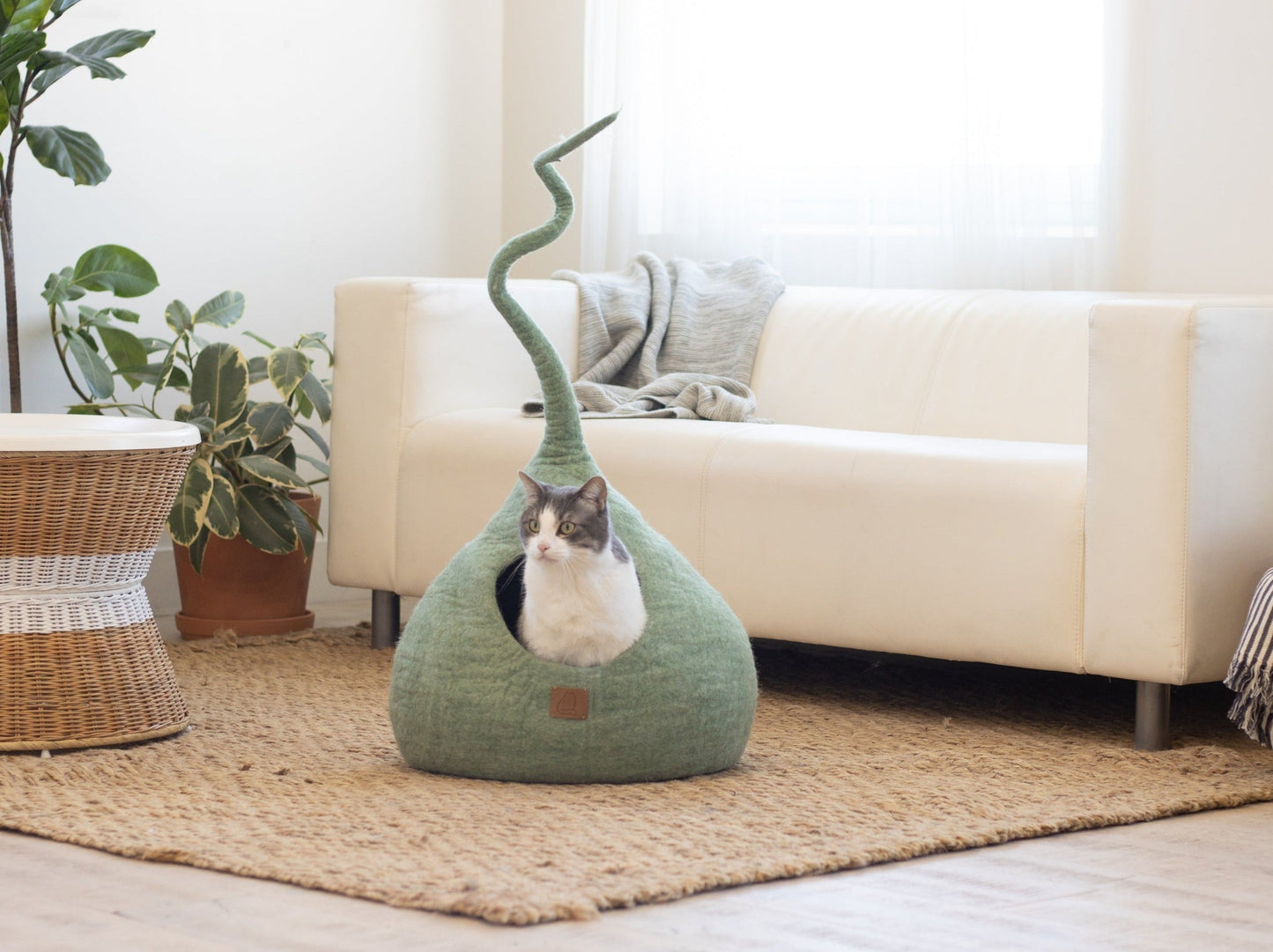Whimsical Cat Tail Cave Bed