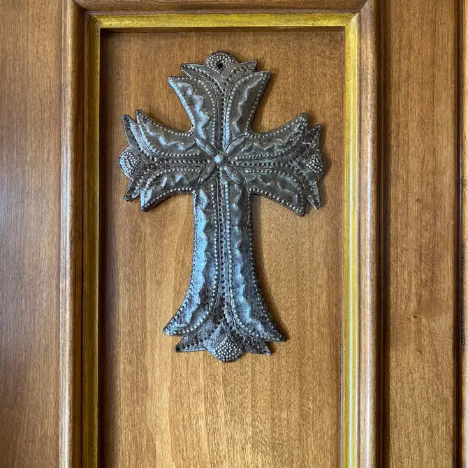 Recycled Metal Cross, Milagro 4.5