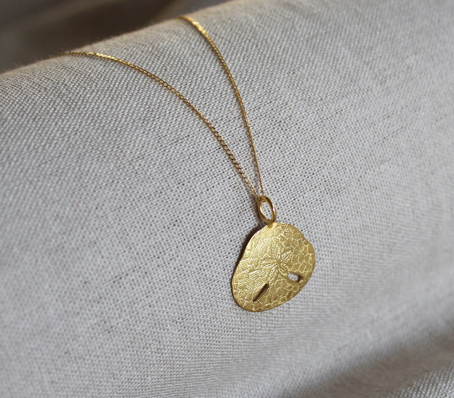 Sand Dollar Necklace - Gold Plated