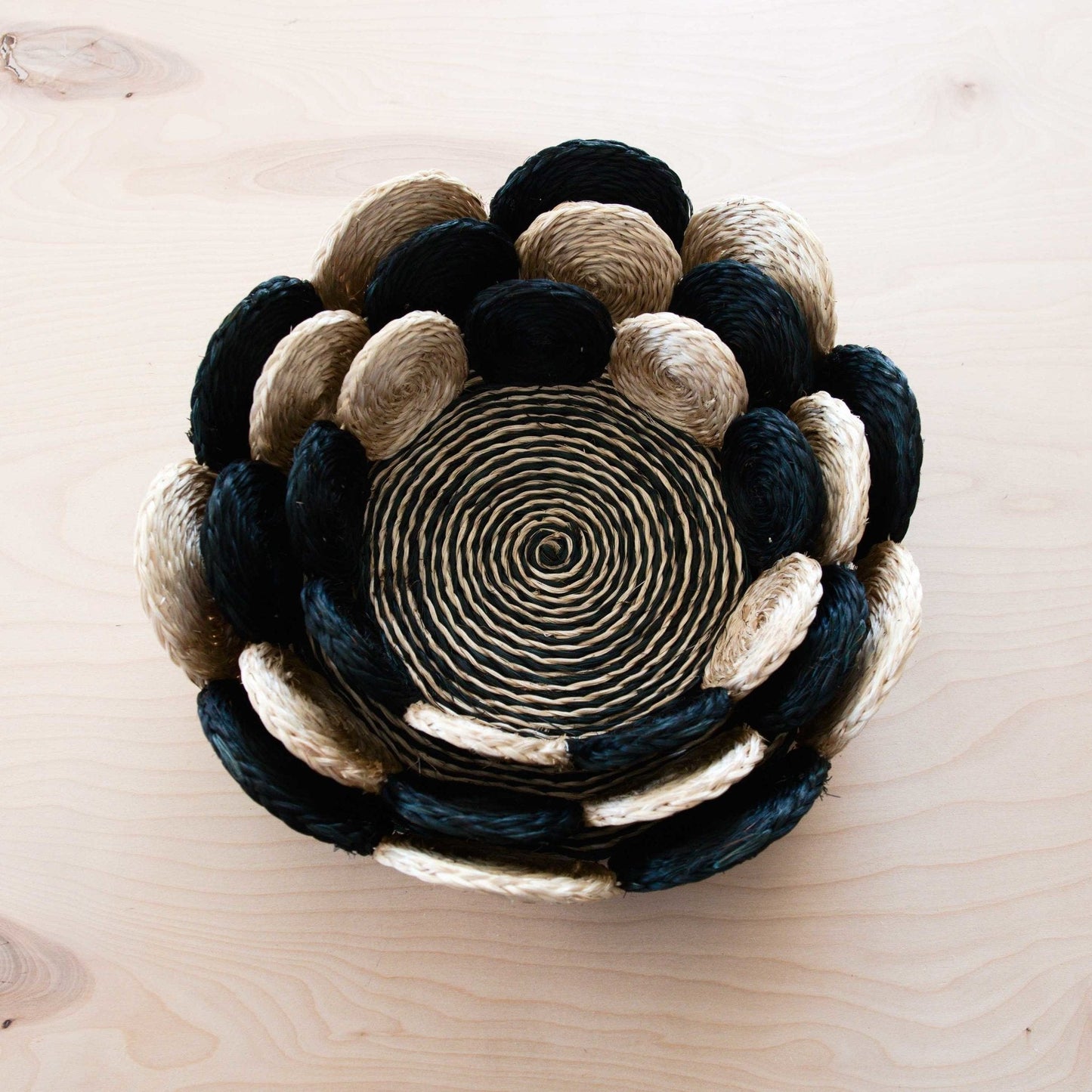 S/3 Black and White Abaca Fruit Basket
