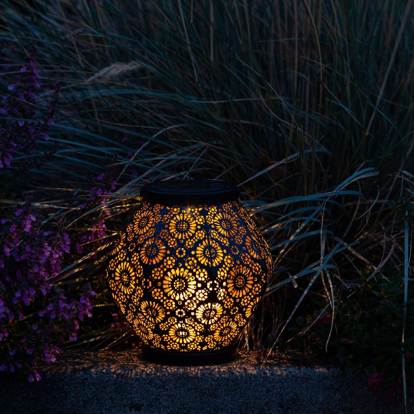 Metal Daisy Solar Lanterns - 2-Pack