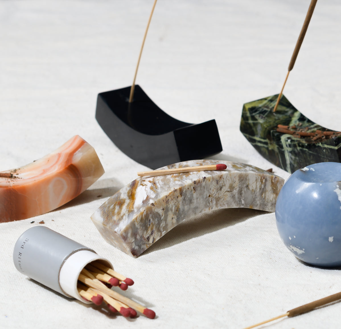 Smile gemstone incense holder - black onyx