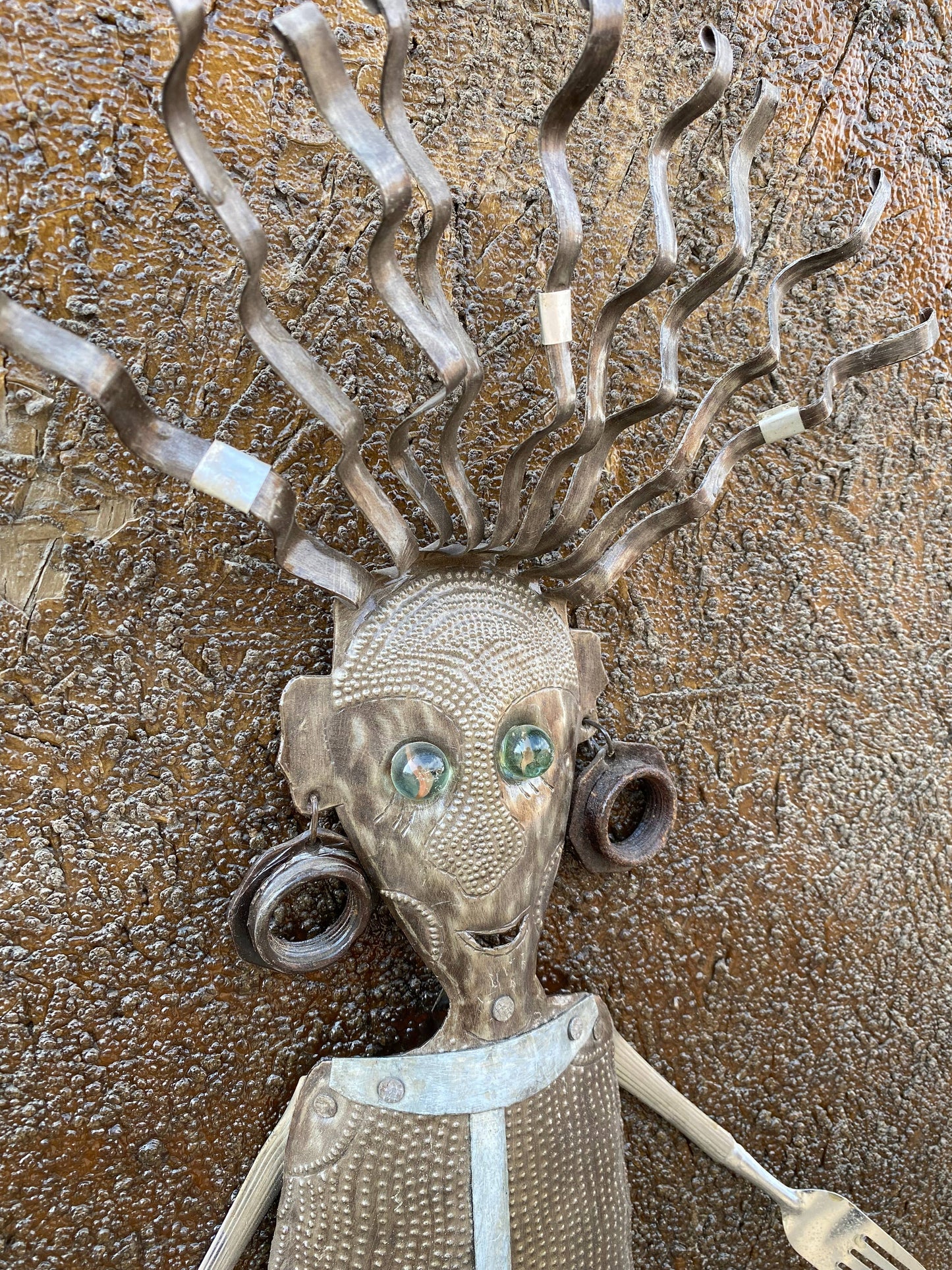 Metal Wall Hanging Pasquel Kitchen Saint  14" x 22"