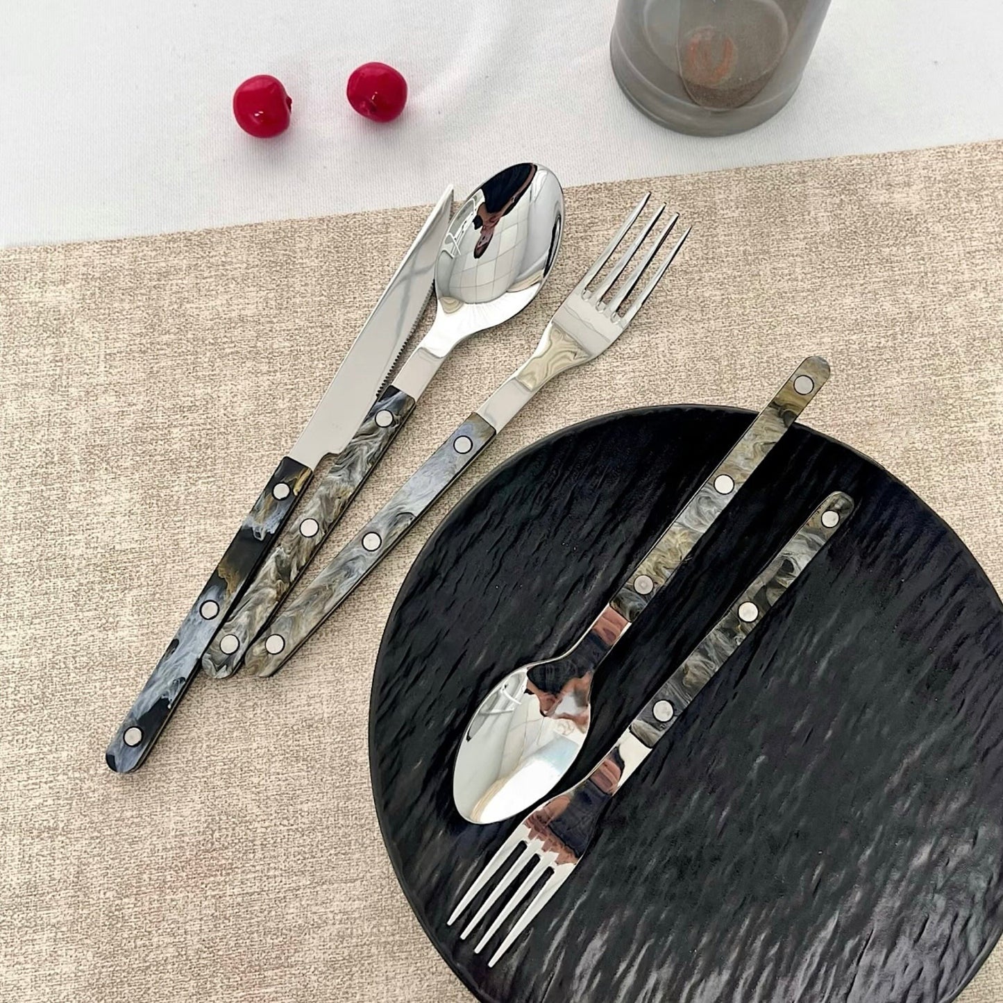 Set Of 10 Pcs Terra Flatware, Modern Elegant Cutlery Silverware
