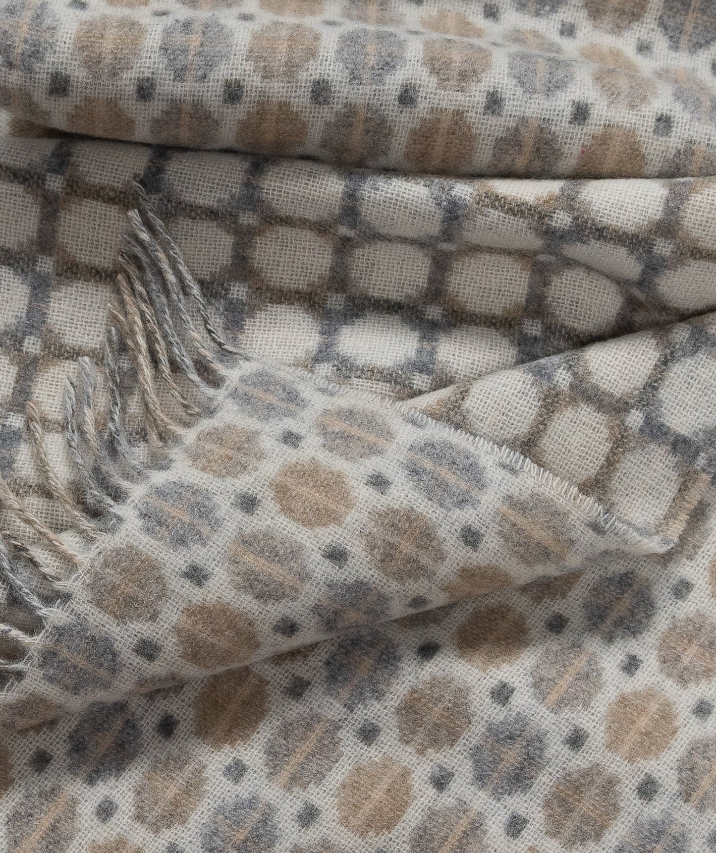 Southampton Home Merino Wool Medallion - Natural