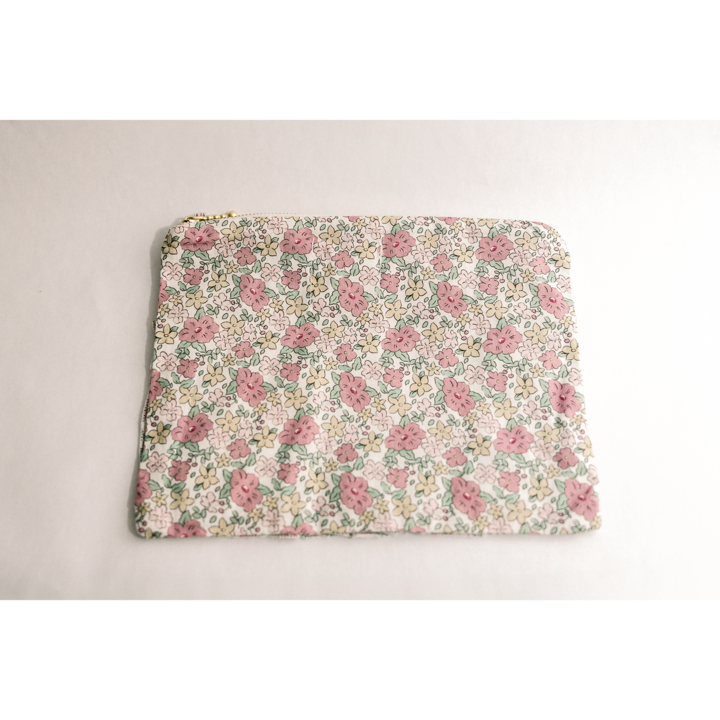 Betsy Ann | Timeless Floral Ruffle Zipper Pouch