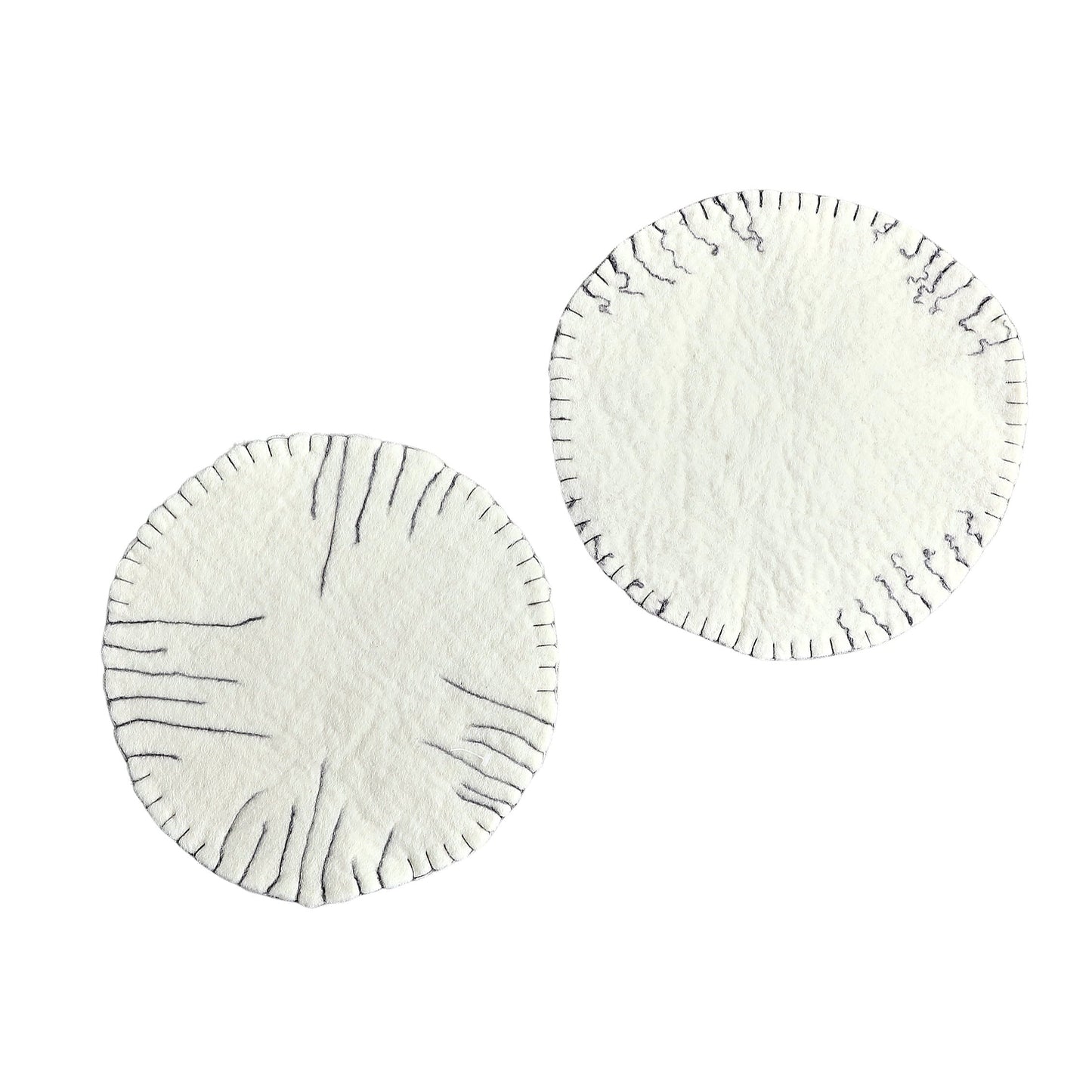 Fine Line Ivory Wool Trivet