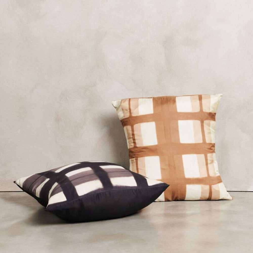 Handcrafted Shibori Print Mulberry Silk Pillow Cover