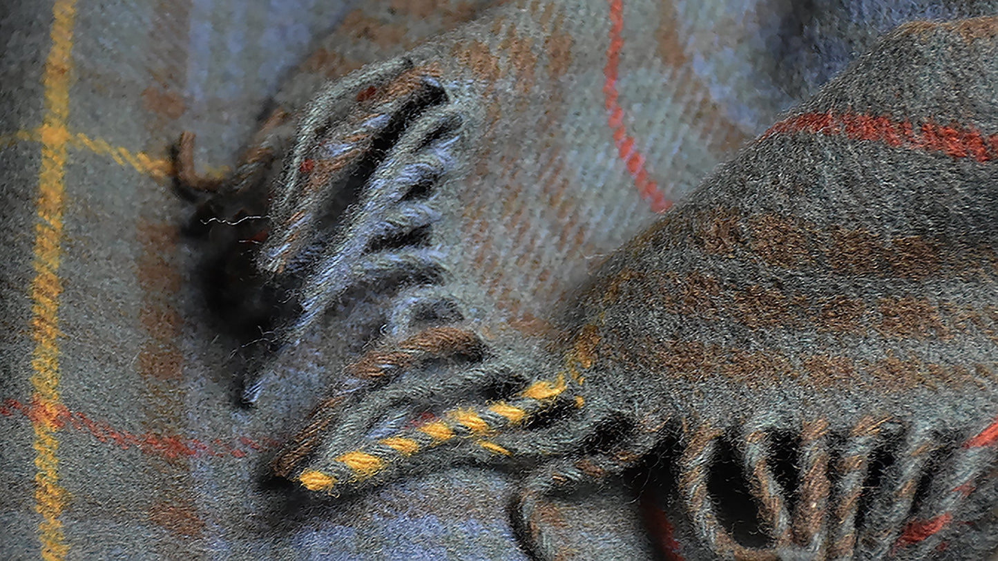 Highland Tweeds New Wool Fluffy Throw - Antique Hunting Stewart