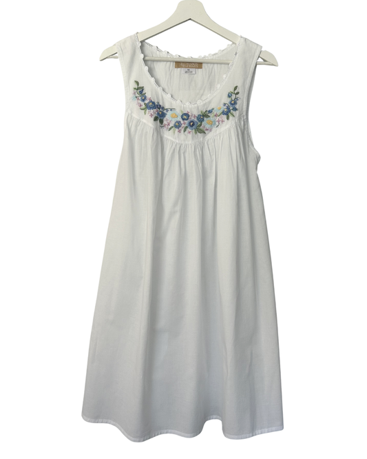 Blue Rosebud Nightgown