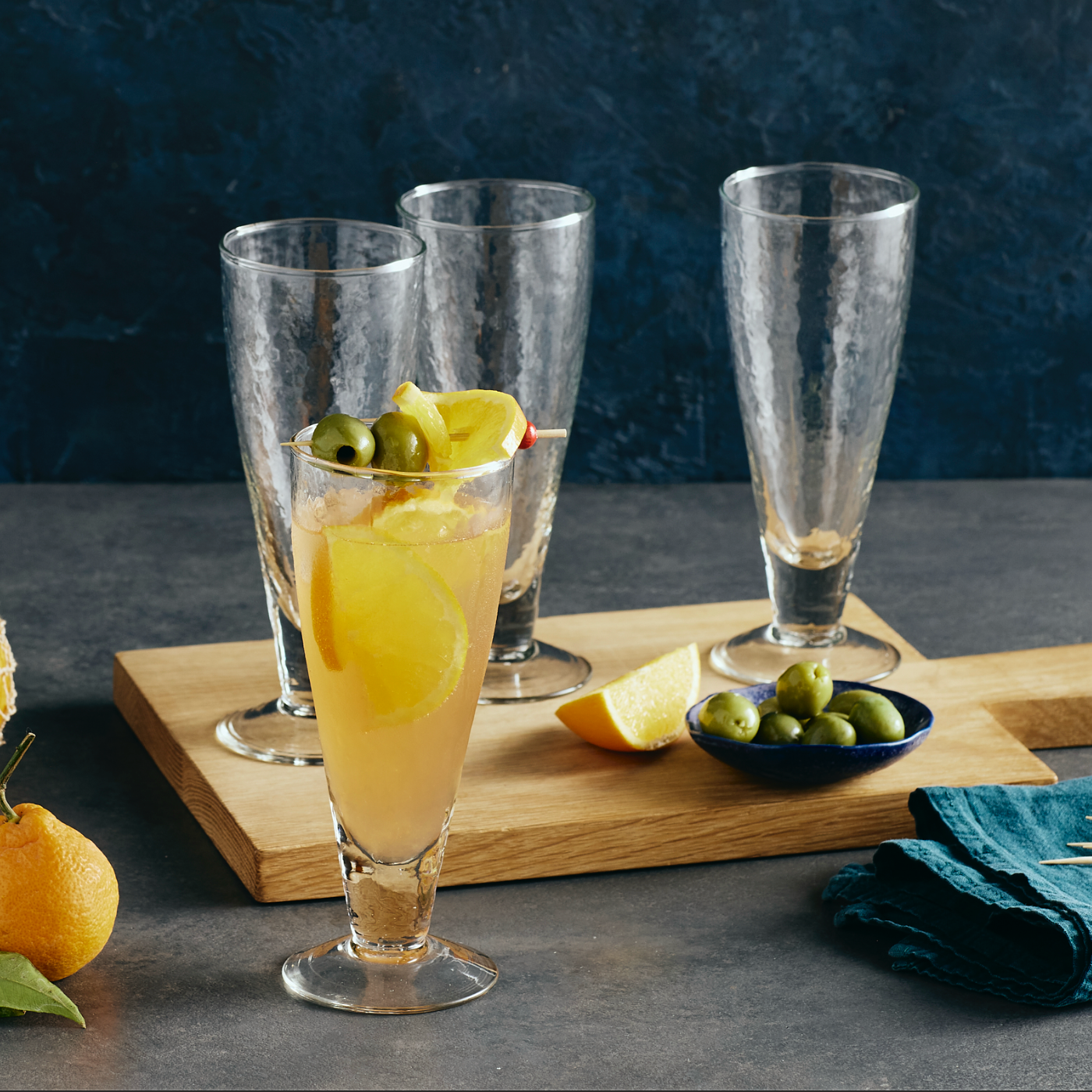 Pebbled Footed Tulip Glass - Set of 4
