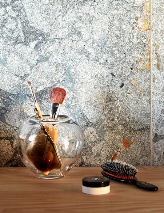 Jali Small Vase in Choko