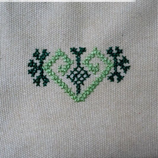 Heart Leather Clutch - Green
