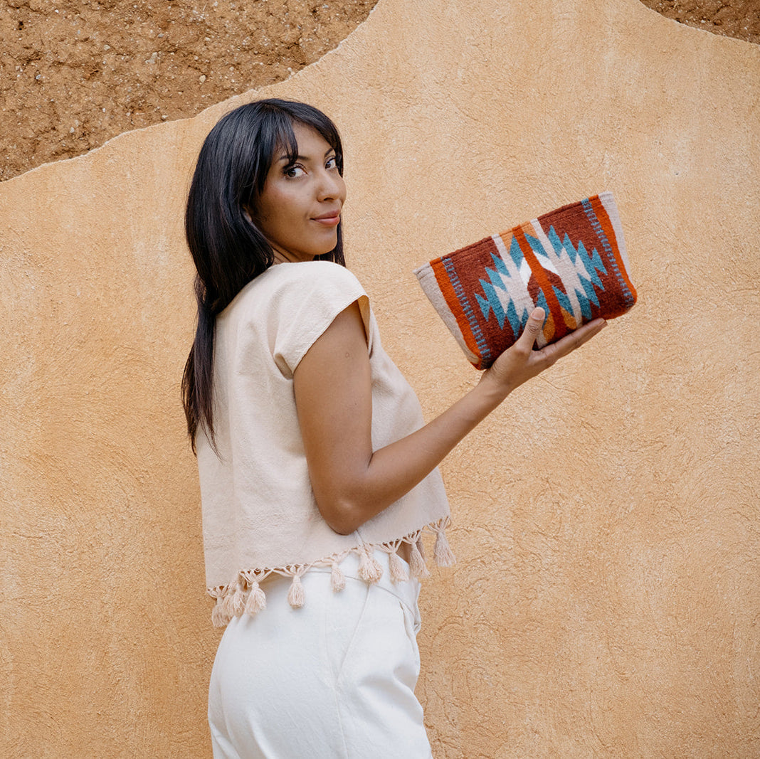 Candela Pouch