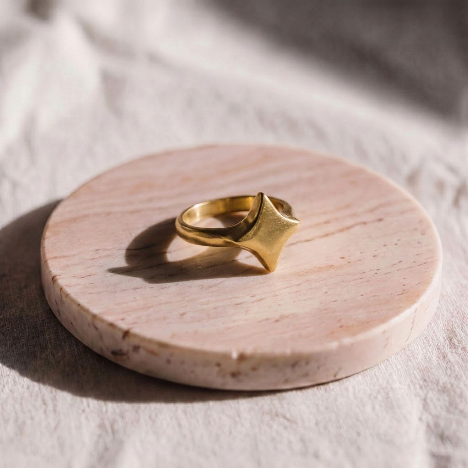 Star Band Ring  for Men and Women | Azura Ecodunia