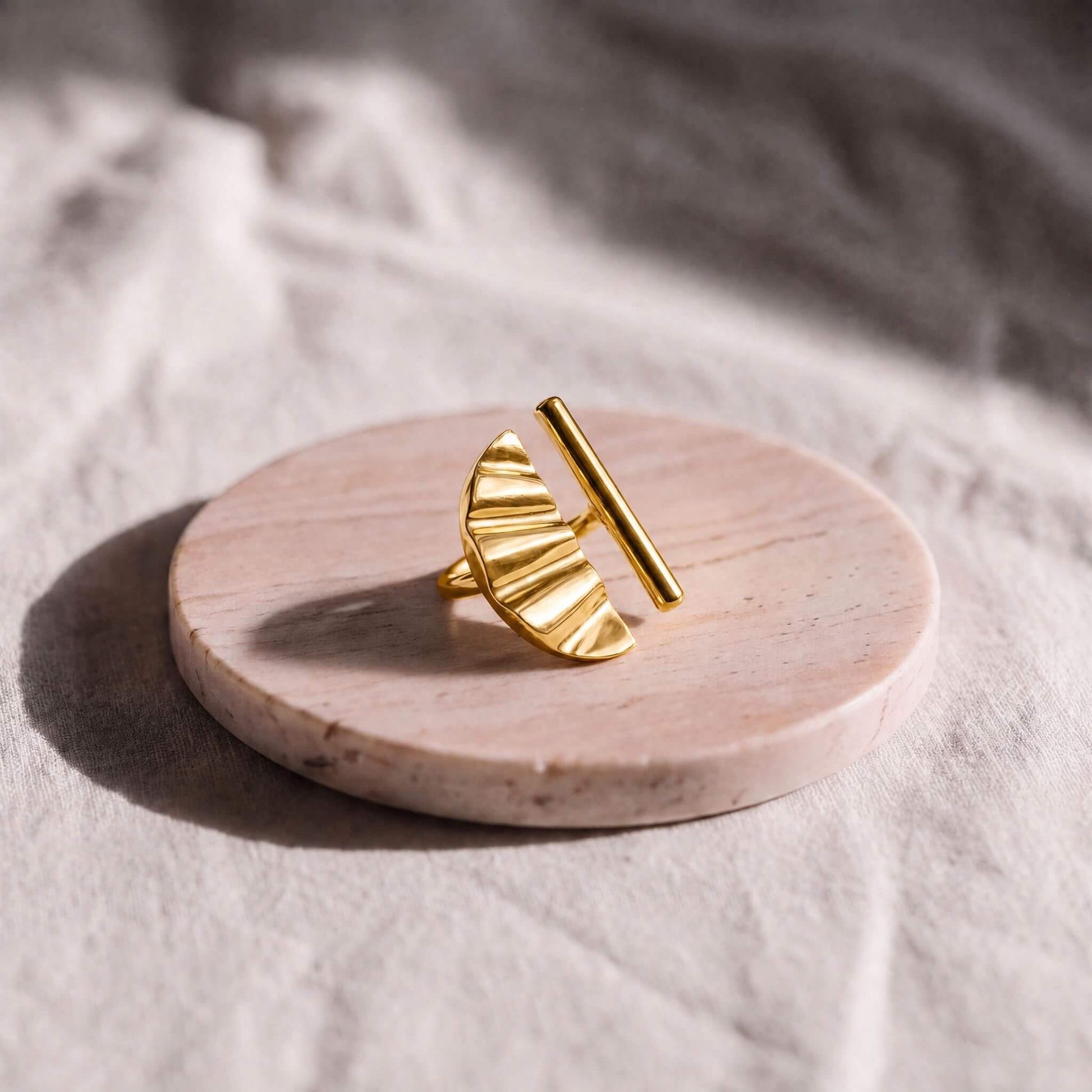 Bar and Shell Semicircle Ring | Nika - EcoDunia
