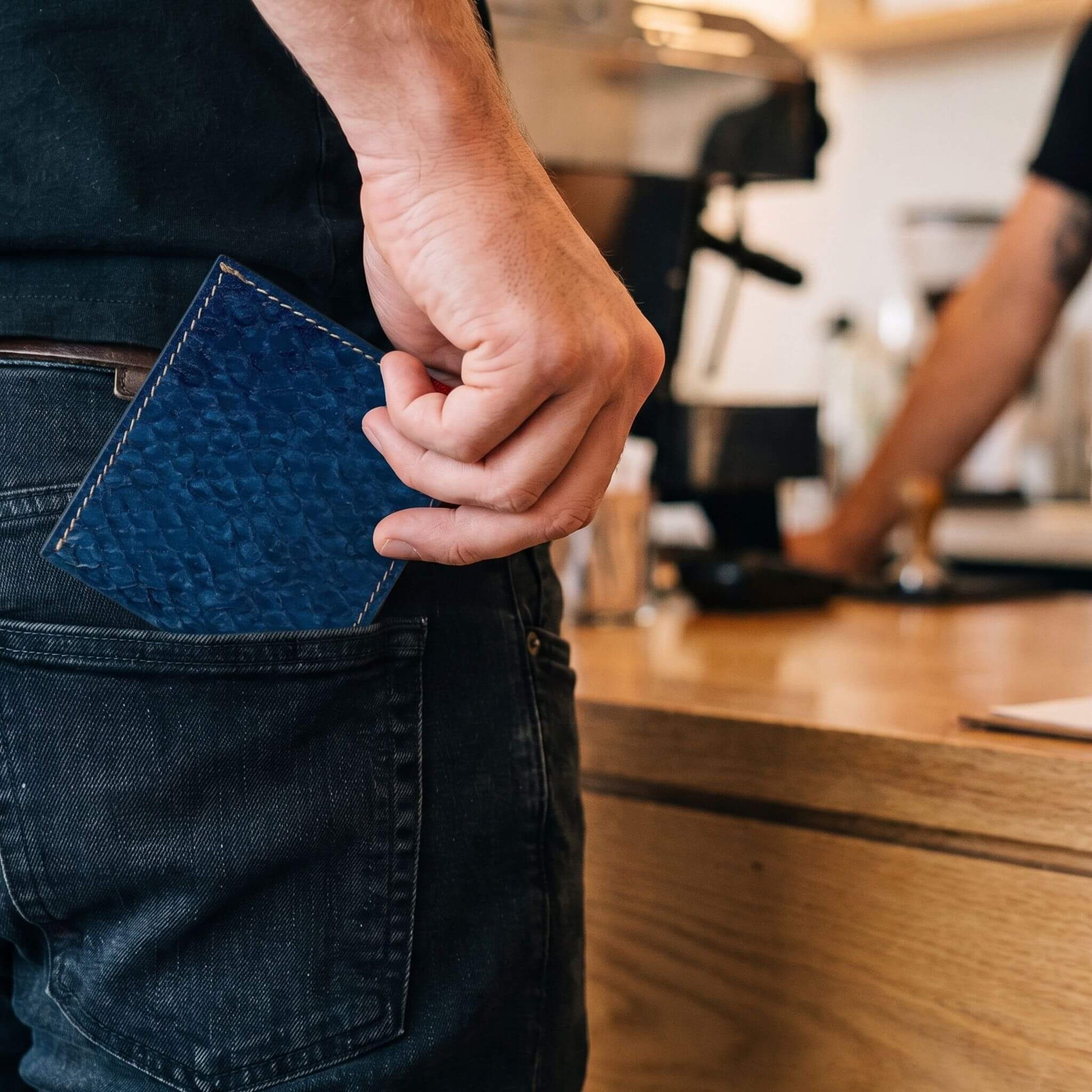 Men's Bifold Fish Wallets #color_navy-blue