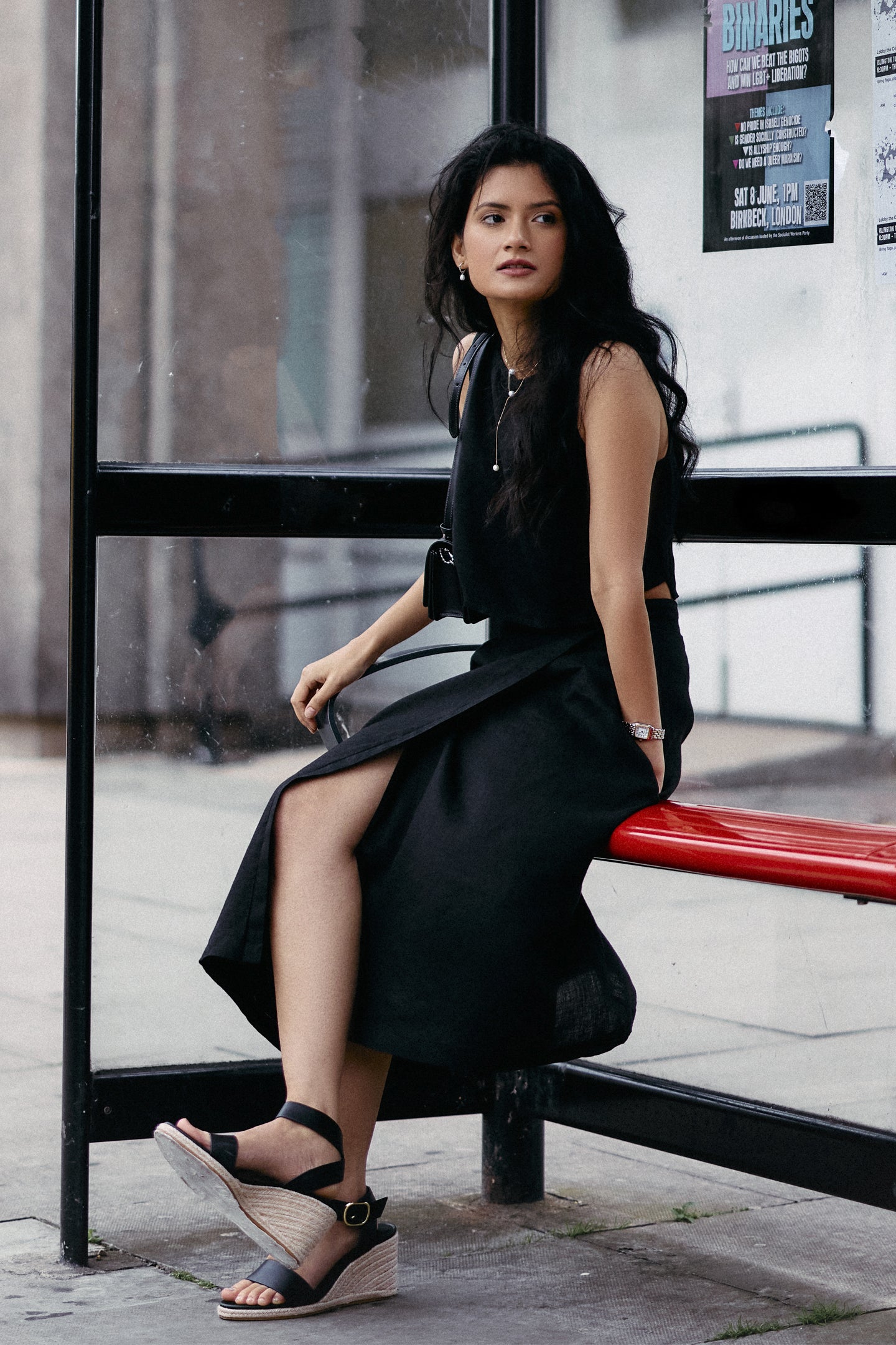 Boxy Crop Top in Black Moodshot