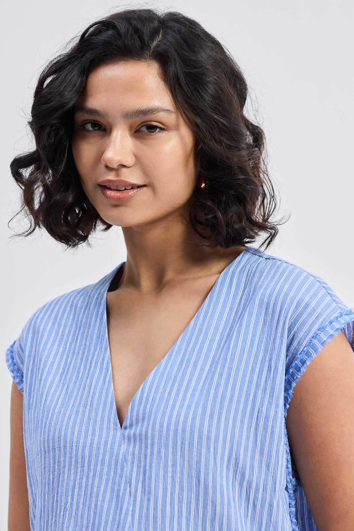Boxy V-neck Top with Fray Detail Closeup