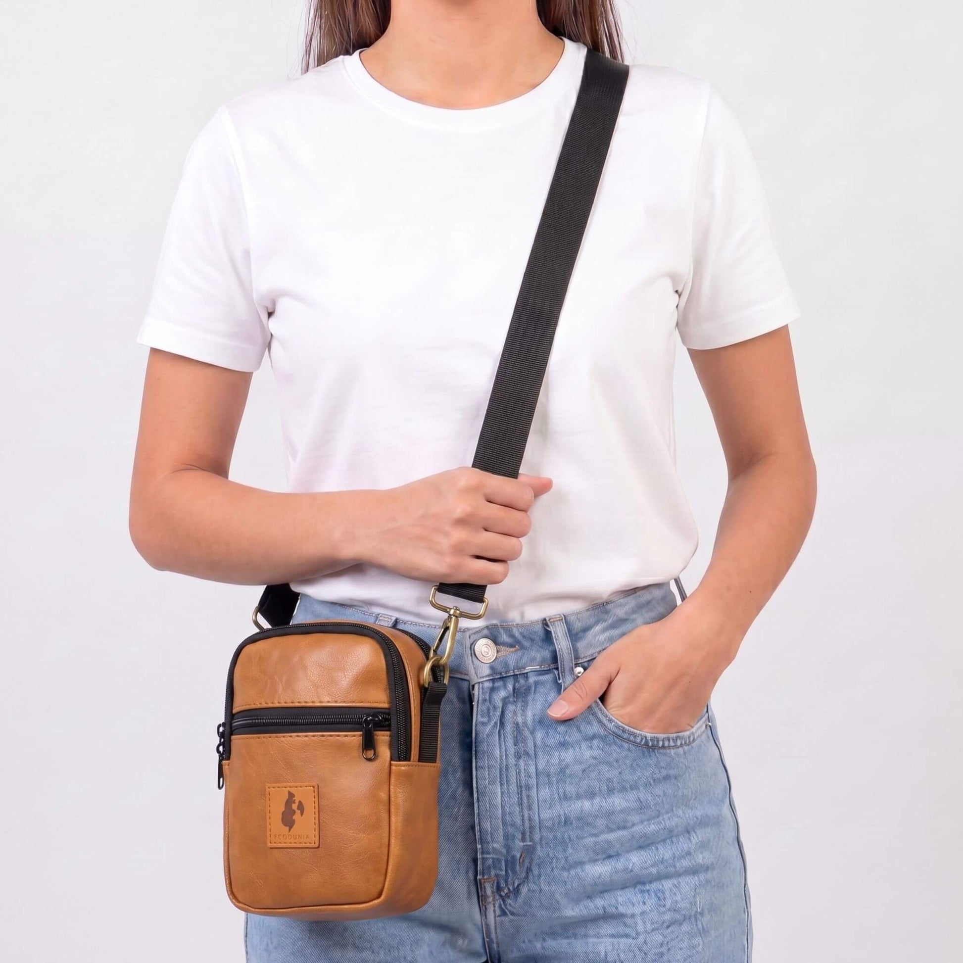Rozi Vegan Leather Crossbody Bag 1L #color_brown