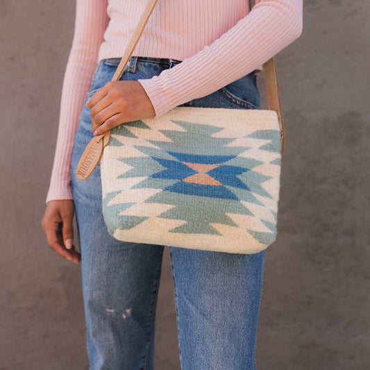 Viento Dulce Crossbody