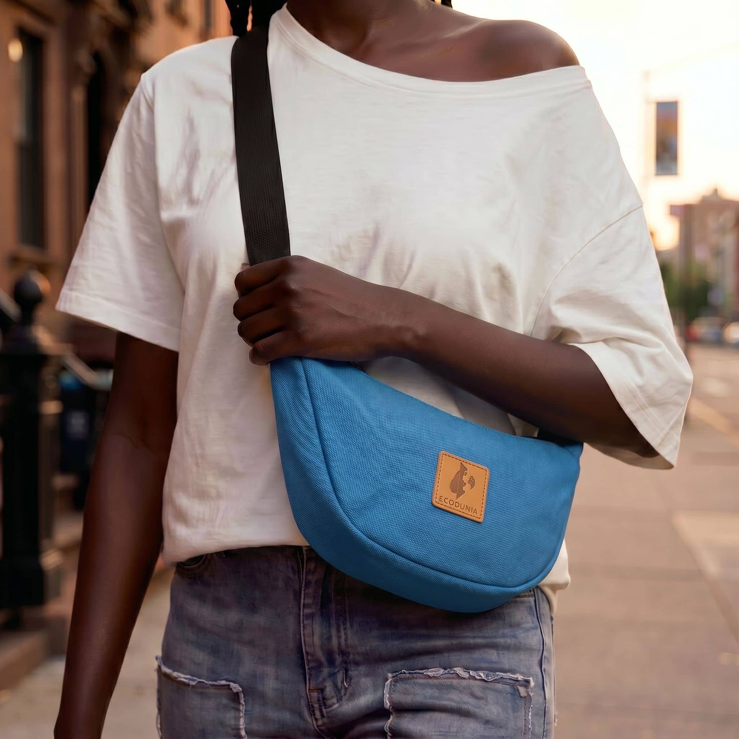 Canvas Forest Green Round Mini Shoulder Bag #color_zilly-blue