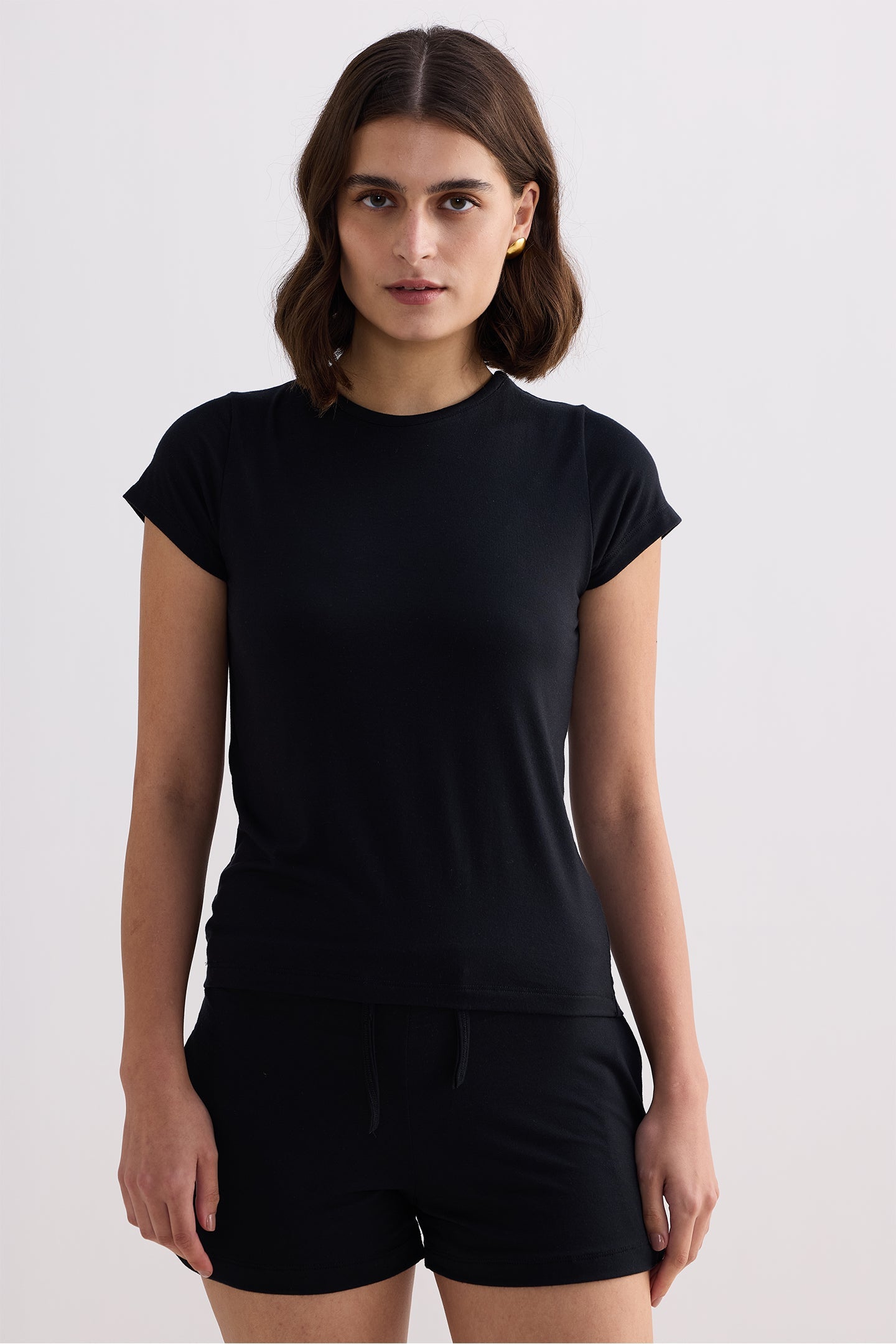 Essential Short Sleeve Tee Set in Black Closeup 