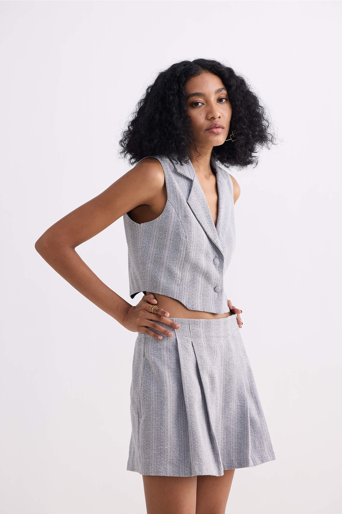 Cropped Cotton Tweed Vest in Grey Moodshot
