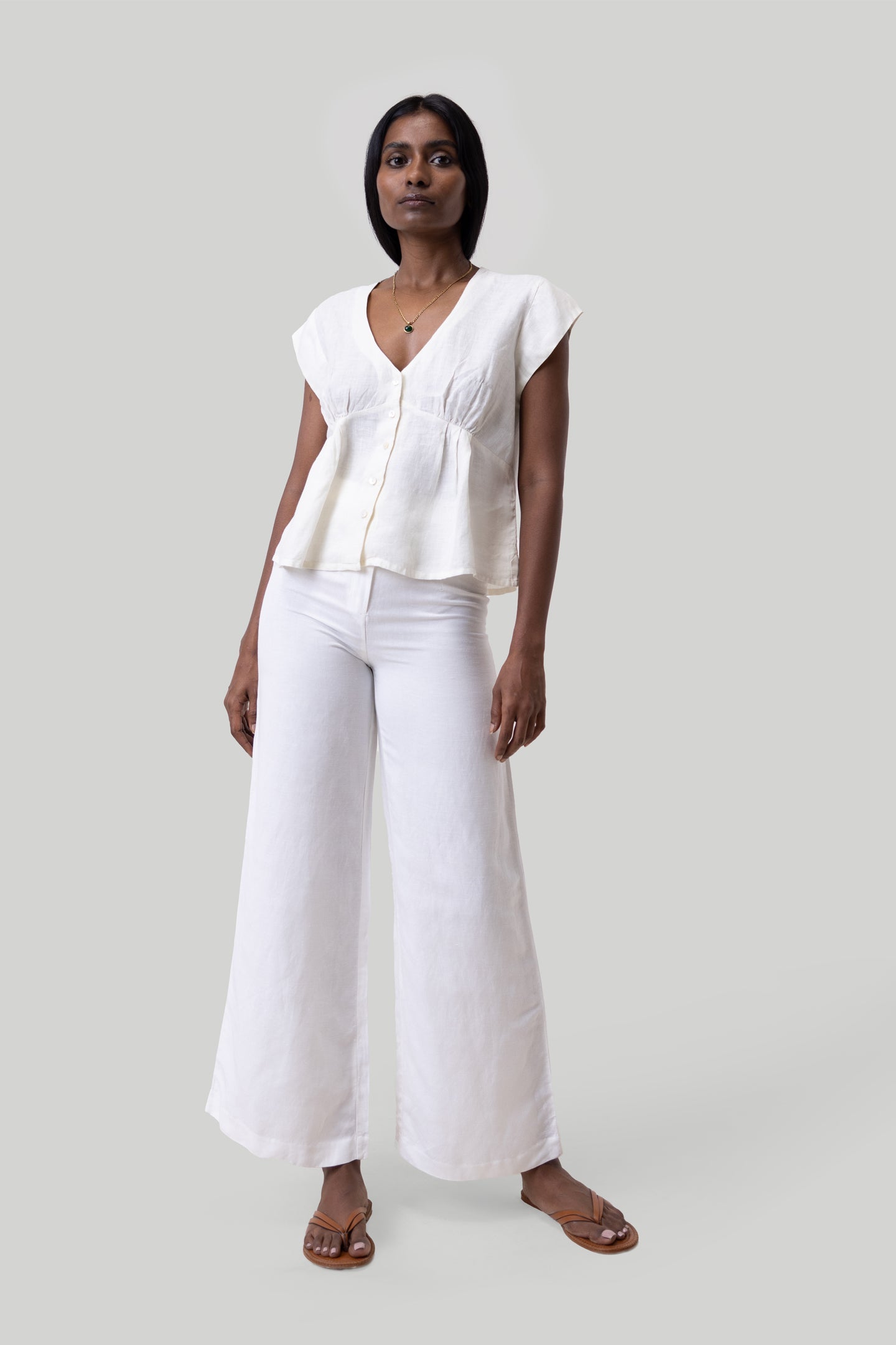 Deep V-neck short off-white top 01