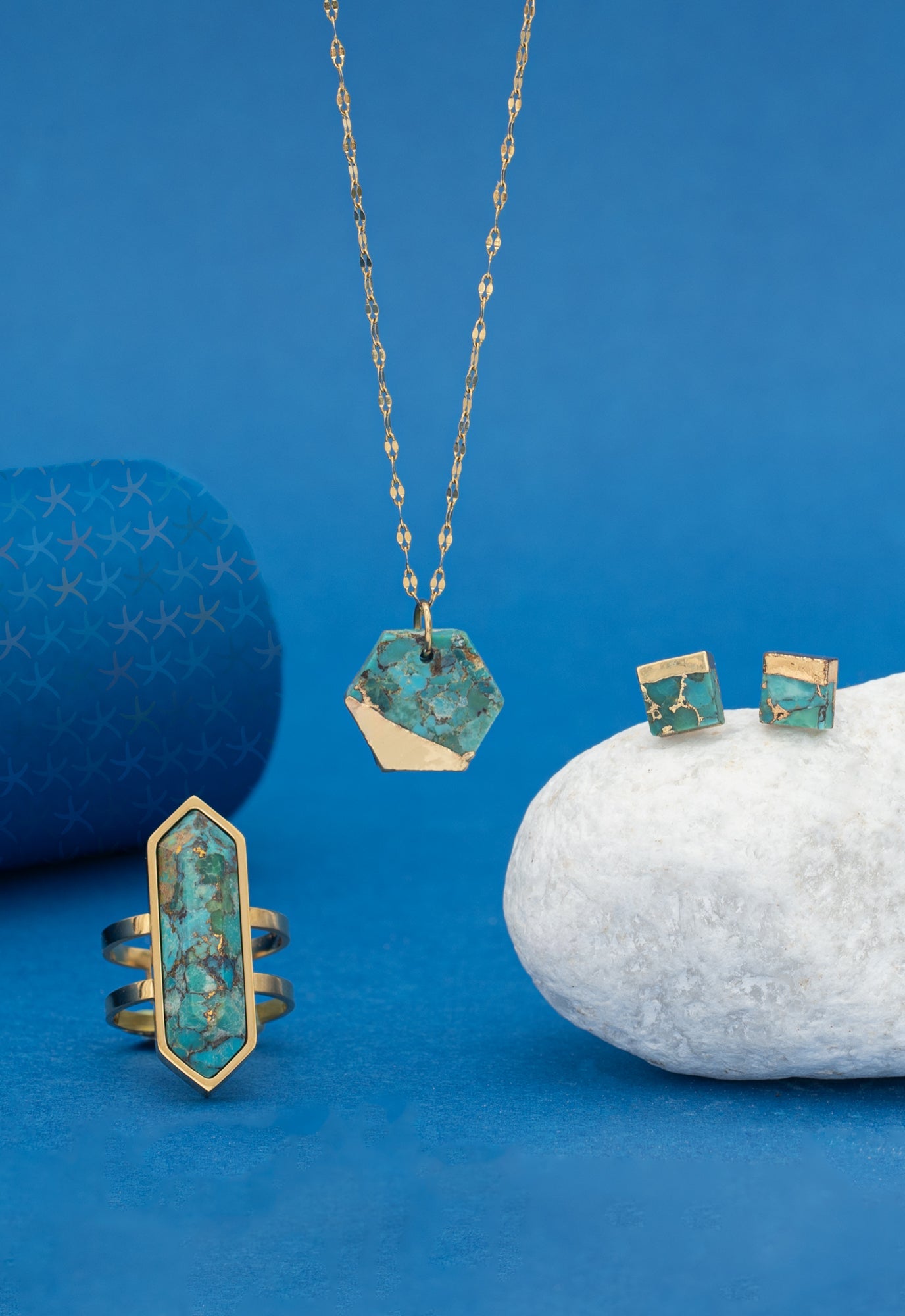 Set of turquoise and golf jewelry, beautiful jewelry for women, colorful jewelry set, symbolism for hope