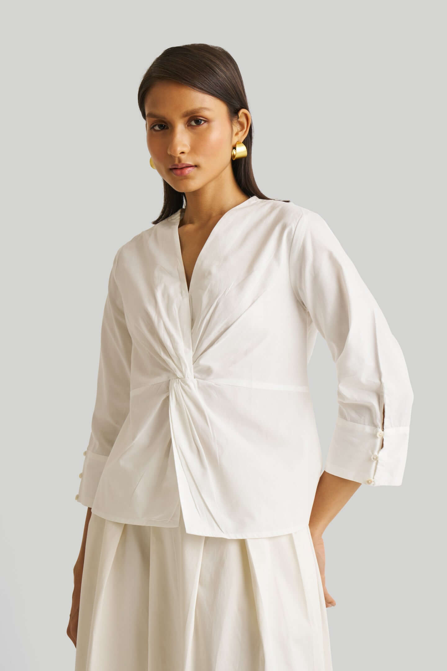 FRONT TWIST WHITE TOP 05