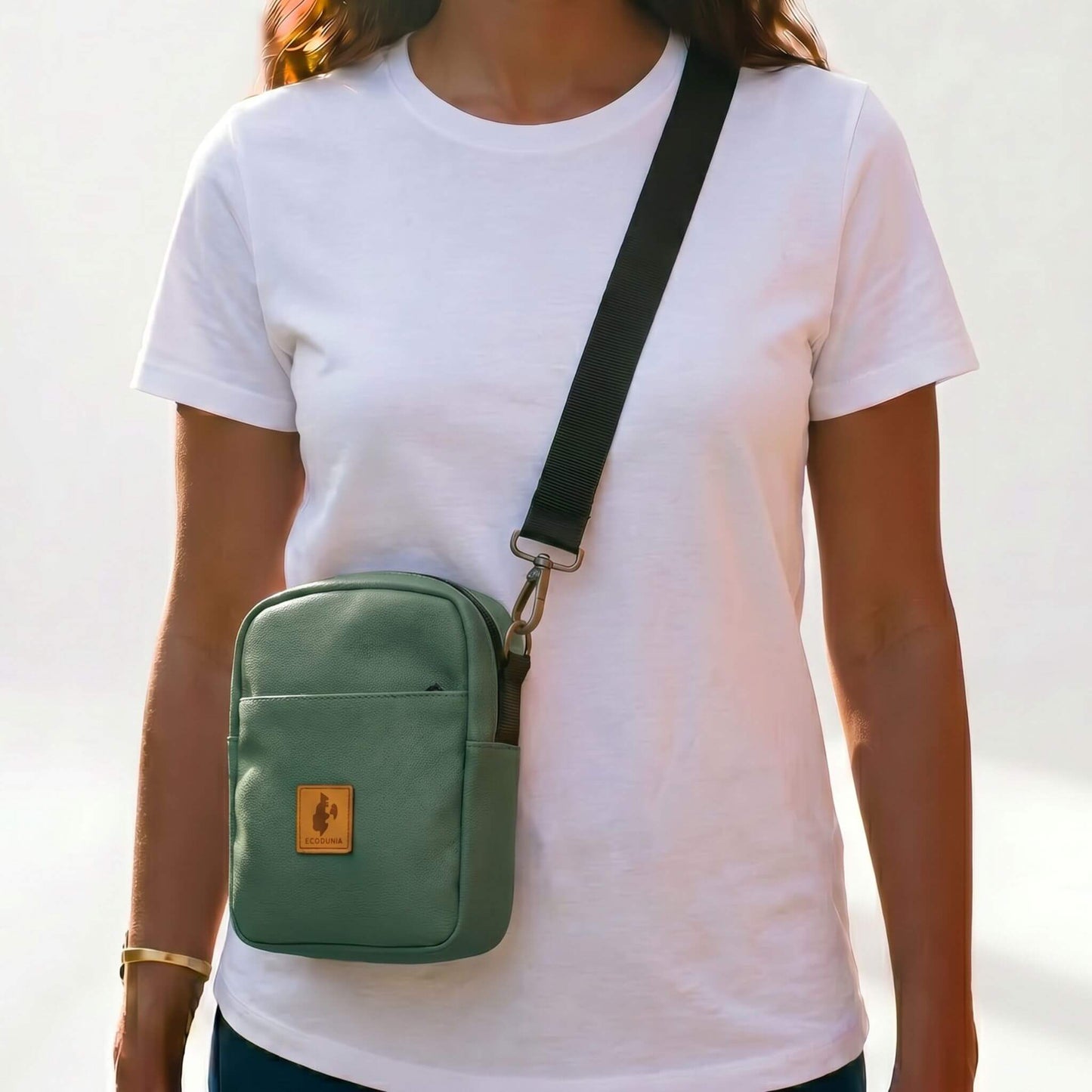 Rozi Vegan Leather Crossbody Bag 2L #color_forest-green