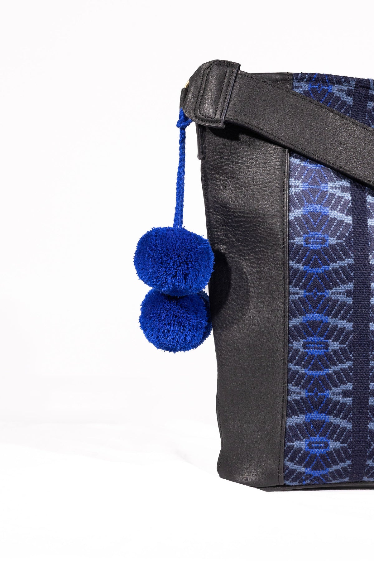 Woven Shoulder Bag