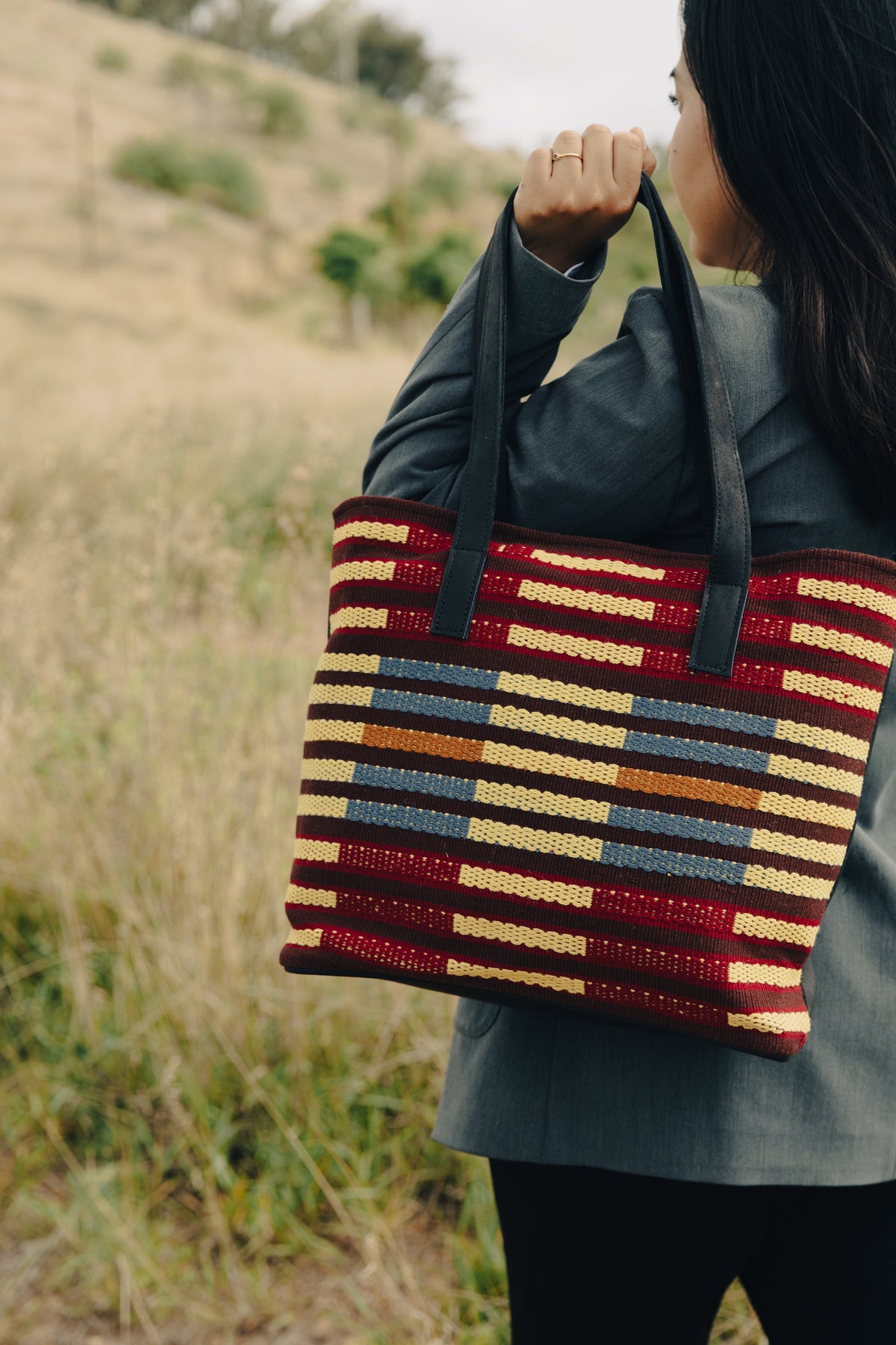 Woven Zip Tote